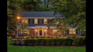 Home for Sale in Holmdel New Jersey with Stunning Backyard presented by Nicole Rabbat Levine