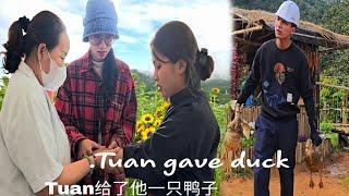 Nhu Cares for Hien’s Broken Arm at the Hospital: Engineer Tuan Gifts Two Egg-Laying Ducks!