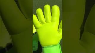 Roman burki match issued goalkeeper gloves what do you think about the grip ?