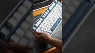 Is there a possibility of having a keyboard that looks good and is quiet