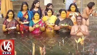 Devotees Rush At Srisailam Mallikarjuna Temple Due To Dussehra Holidays | V6 News