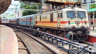 ||UDAY EXPRESS DEPARTING K.S.R BENGALURU STATION || Manoj rail info || Indian Railways ||