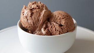 How to Make Chocolate Ice Cream with 3 Ingredients