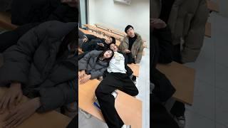 Hoàng Hôn | Giao Bài Tập Về Nhà Ở Thế Giới Đảo Ngược #Shorts