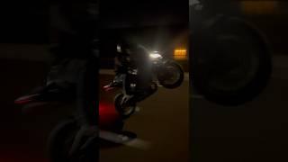 This guy wheelied a street bike!!! #bikevibes #vibes