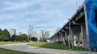 TORONTO LIVE Watch How I Cycle From Garrison Commons & Crossing to University Ave & Armoury St