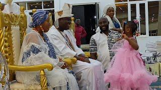 OONI OF IFE'S SWEET PRINCESS ADEBUKUNMI DANCING FOR HER DAD & OLORI ADERONKE