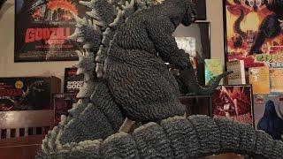 X-Plus Gigantic Series Godzilla 1962 Figure Review!!!