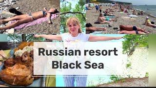 How Russians relax on Black Sea? Gelendzhik