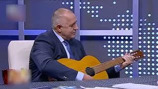 EL Boiko the BESTEST - Boyko borisov play guitar fan video