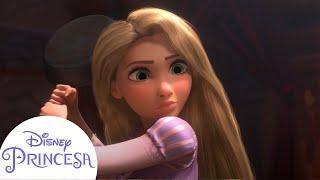 Rapunzel Conoce a Flynn Rider Por Primera Vez | Enredados | Disney Princesa