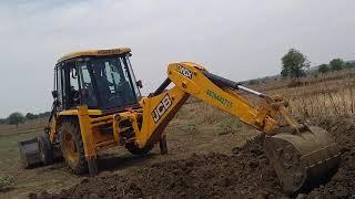 JCB pulling in mud amazing khudai !! #JCBstund #jcbconstruction #jcbmachine #excavator