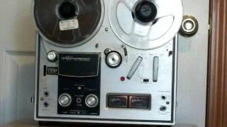 Reel To Reel Magnetic Tape Player