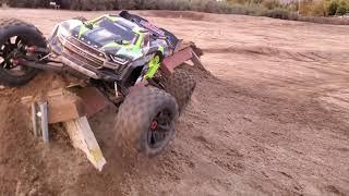 First run 1/5 ARRMA Kraton 8s with Aluminum Chassis braces by Afrolucha.