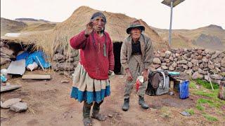 impresiónate! A sus 90 Años VIVE SOLA con su Pareja en un inhóspito lugar de los Andes