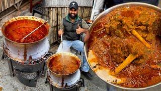 रोटी के उपर झटका मीट में बना देसी बकरे का मांस ( रोटी मीट चूर के ) LAAL MAAS IN JAIPUR | NONVEG FOOD