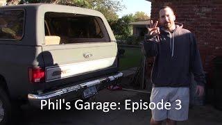 How to Remove the Tailgate from a GMC Jimmy or K5 Blazer