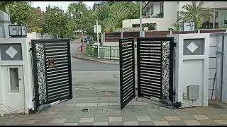 Steeldios - KATO lasercut 3 panel trackless landed folding gate