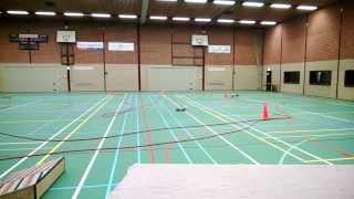 Localhopupshop SC410 met proline tazers in de gymzaal