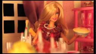 Thanksgiving - A Barbie parody in stop motion *FOR MATURE AUDIENCES*