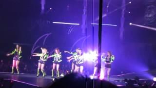 [FANCAM] 131110 SNSD GG World Tour in Hong Kong -  Flower Power