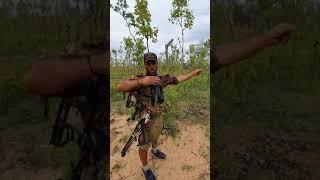 Bowhunting a 100inch buffalo in the NT