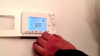 #howto #theheatingpro.com #Siemens #rev24 Siemens REV 24 Programmable Roomstat demo