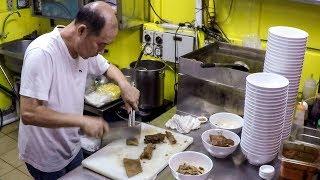 Great Street Food in Chinatown Complex, Singapore Biggest Hawker Food Centre