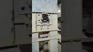 Цепной транспортер и нория(элеватор) в работе. Видео с завода нашего клиента.