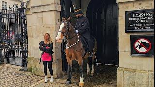 STAND CLEAR OF THE BOX! SUPERB NEW GUNNER ENFORCES THE WHITE BOX at Horse Guards!