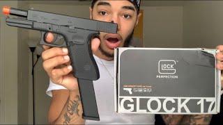 Unboxing Glock 17 Gas Blowback BB Gun