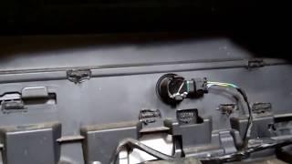 How to remove the rear bumper on Range Rover Evoque