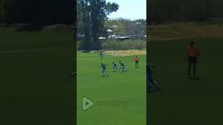 Un guante en el pie   #futbol #footballshorts #deportes #golazo #shorts #viral #potrero