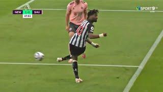 Saint-Maximin Skills right out of Fifa Street 