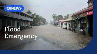 Residents west of Brisbane brace for major flooding in the wake of Cyclone Alfred | ABC NEWS