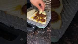 Sucuklu kaşarlı tost tarifi  Sanayi Usulü