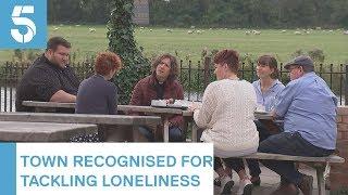 How one Cambridgeshire town is coming together to combat loneliness | 5 News