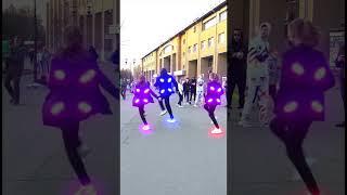 WALKING DANCE 