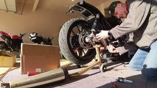 Dave's Garage - New seat and mufflers!