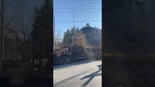 DPU on CSX I135 Intermodal Train from Lodi, Ohio 11/2/2024 #csx #train #railroad #shorts #railfan