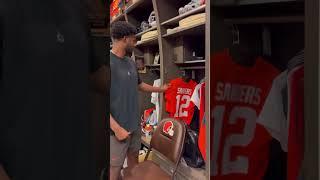 Shedeur Sanders Seeing His Locker For The First Time! #DawgPound #shedeursanders