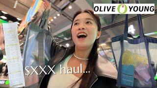 SHOPPING in OLIVE YOUNG KOREA  big sale at oliveyoung! Autumn makeup+skincare haul跟著路人買  韓國歐膩好會買