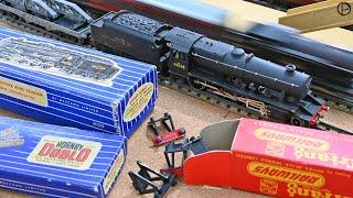 Hornby Dublo 8F locomotive with Freight