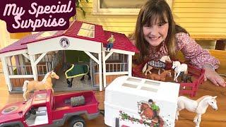 HORSE CLUB STABLE PLAYSET  - SCHLEICH TOY UNBOXING