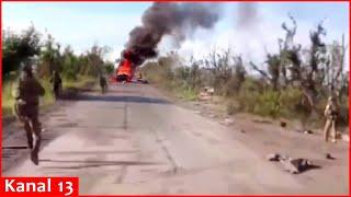 "It's going to explode, let's run" - Russians run, throwing their wounded comrades in burning truck