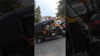 Indian/Pakistani Rickshaw TukTuk In The UK! 󠁧󠁢󠁥󠁮󠁧󠁿