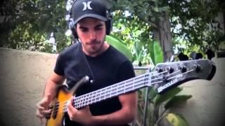 EXTREME SLAP & TAPPING BASS SOLO (Miki Santamaria) - With TABS!