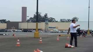 Treinamento de Frenagens Emergenciais. Curso de Pilotagem Defensiva do Amaral.