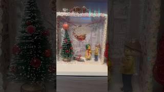 Feeling Festive Christmas Diorama #diorama #christmas #christmasdecor