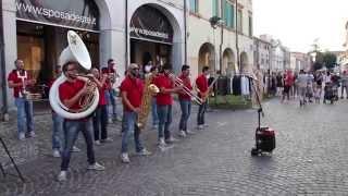 Funkasin Street Band @ Este da Gustare 2014 - by UBI JAZZ